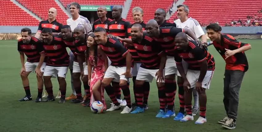 Time master do Flamengo em amistoso contra o Borussia Dortmund.