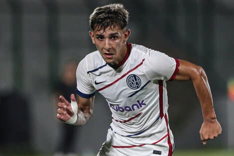 Elian Irala em campo pelo San Lorenzo