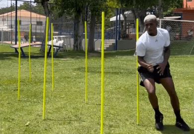 Evertton Araújo treinando Flamengo