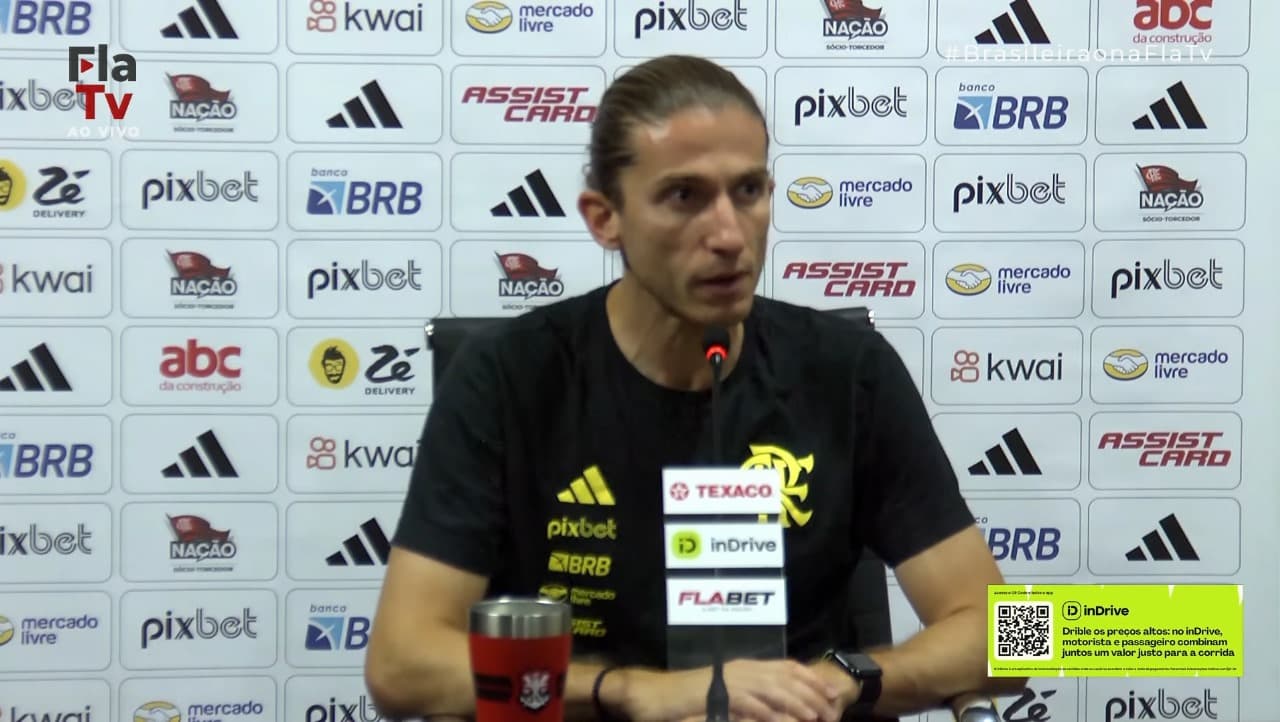 Filipe Luís em entrevista coletiva após vitória do Flamengo contra o Criciúma.