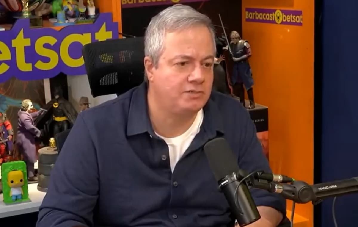 Ricardo Hinrichsen fala durante participação no Barba Podcast