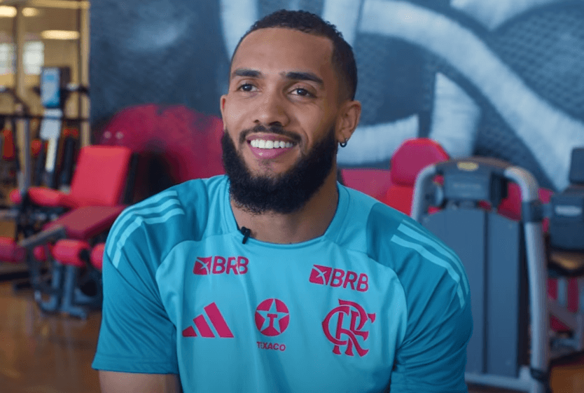 Juninho concede primeira entrevista como jogador do Flamengo