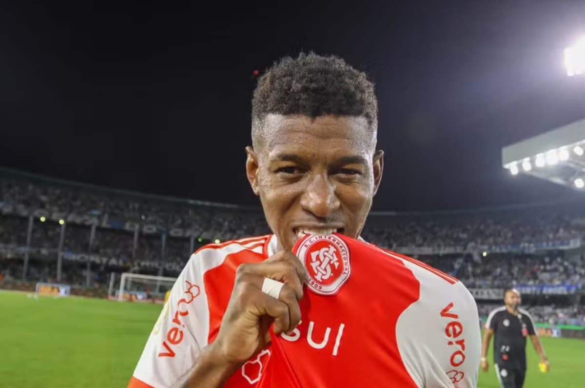 vitão do internacional é alvo do flamengo
