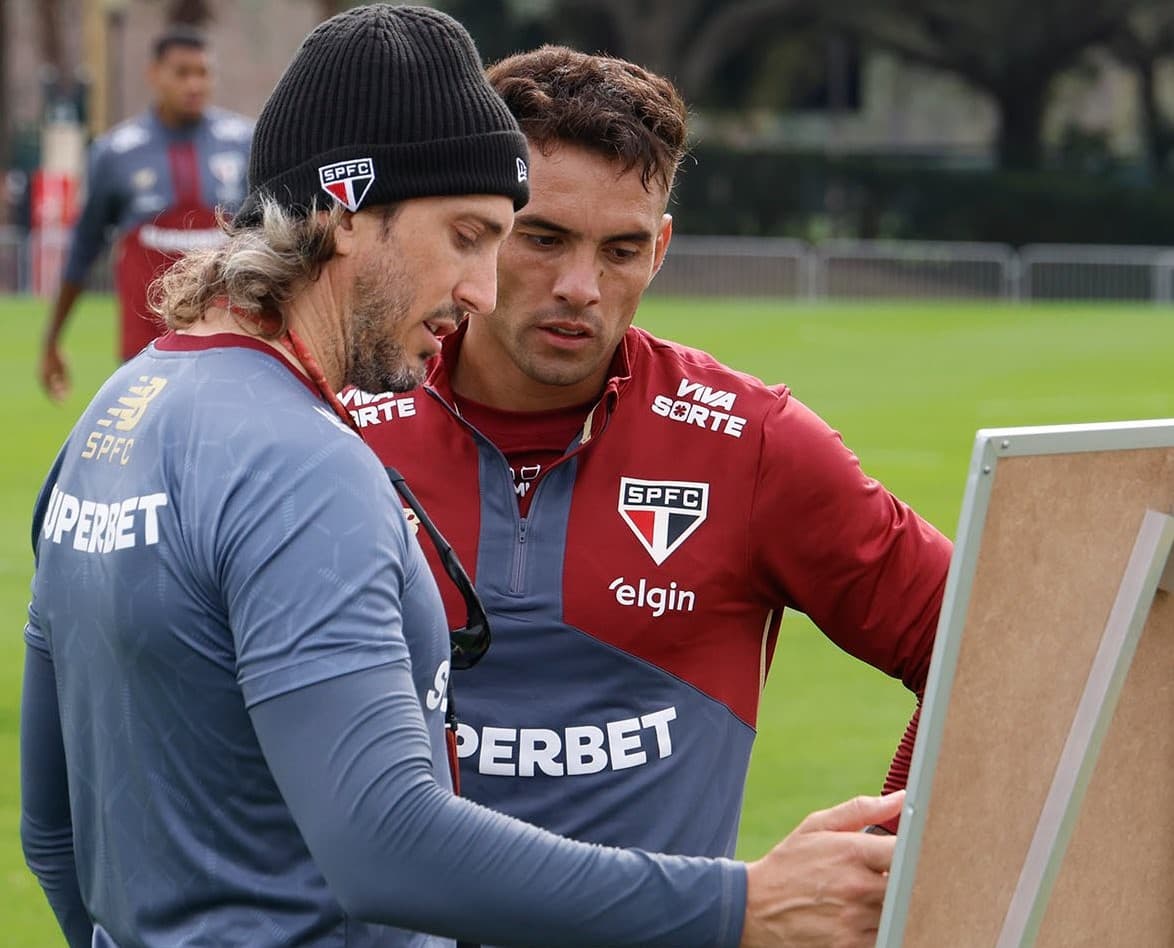 Zubeldía em treinamento do São Paulo