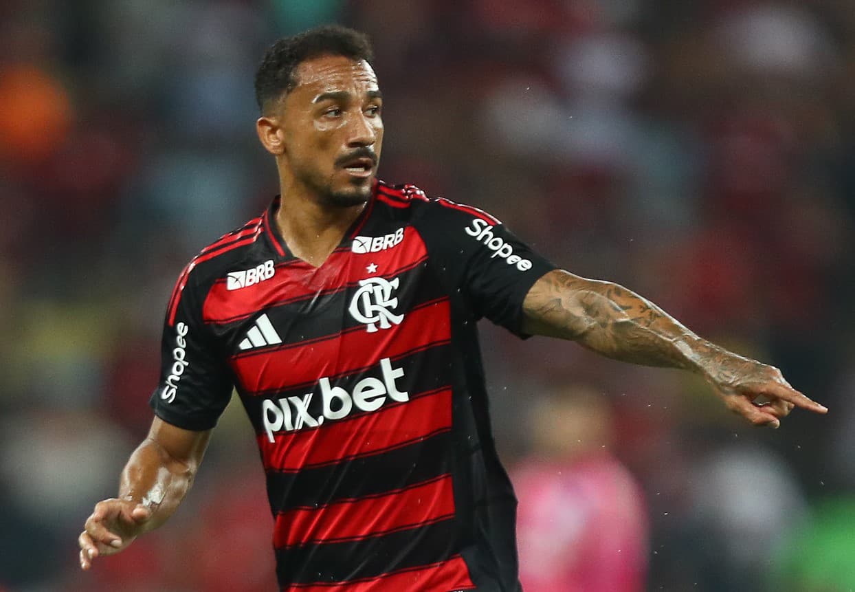 Danilo em Flamengo x Vasco