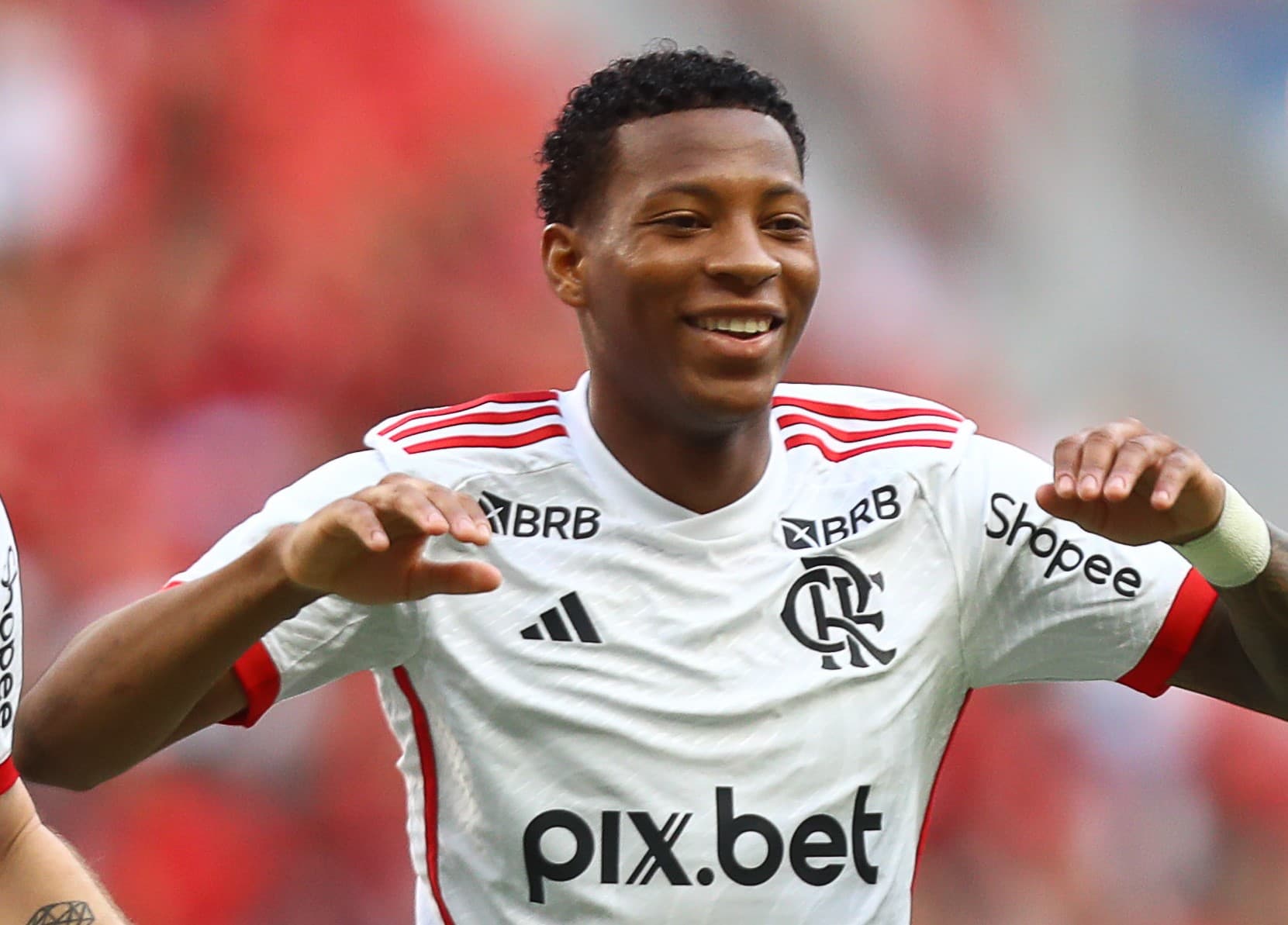 Gonzalo Plata comemora gol em Flamengo x Volta Redonda