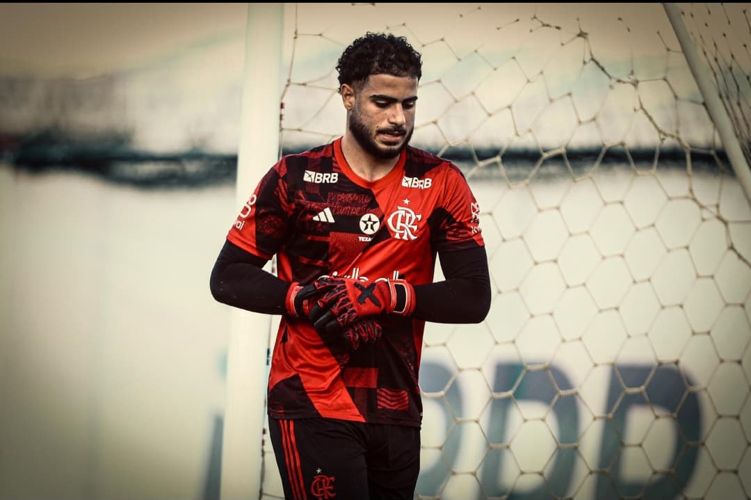 Raphael Nunes em treino do Flamengo