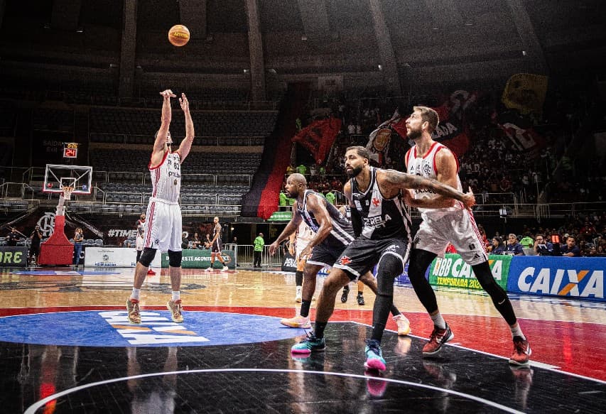 Flamengo e Vasco pelo NBB
