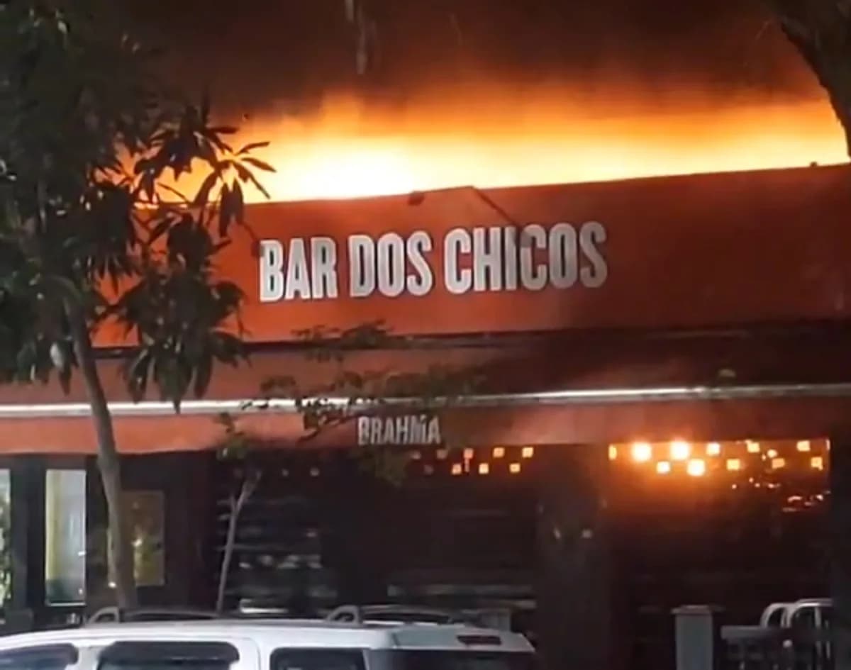 Incêndio no Bar dos Chicos