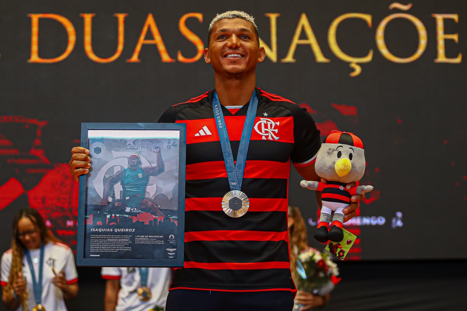 Isaquias Queiroz renovação Flamengo