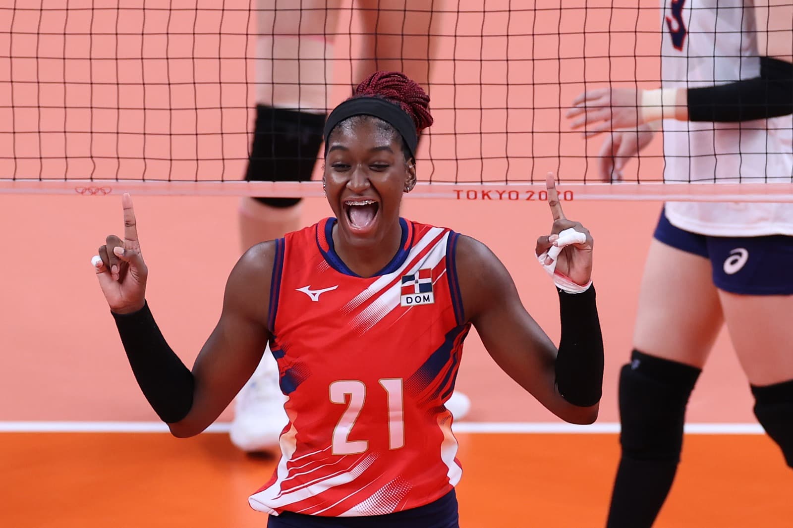 Jineiry Martinez celebra ponto pela Seleção da República Dominicana