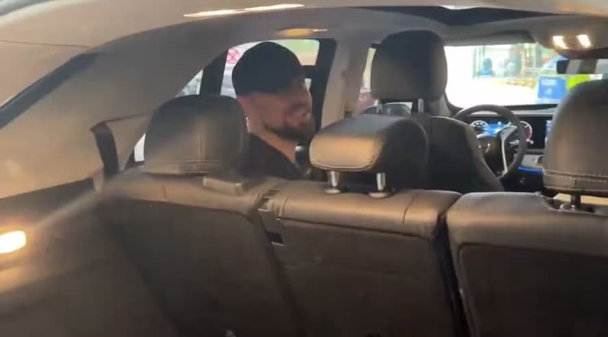 jorginho desembarca no Rio de Janeiro, mas despista acerto com Flamengo