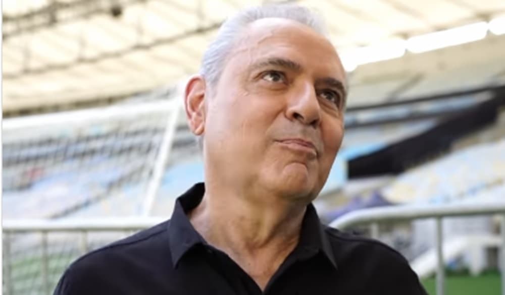 luis roberto coloca flamengo favorito