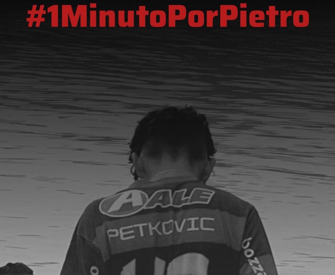 Pietro Arthur com a camisa de Petkovic