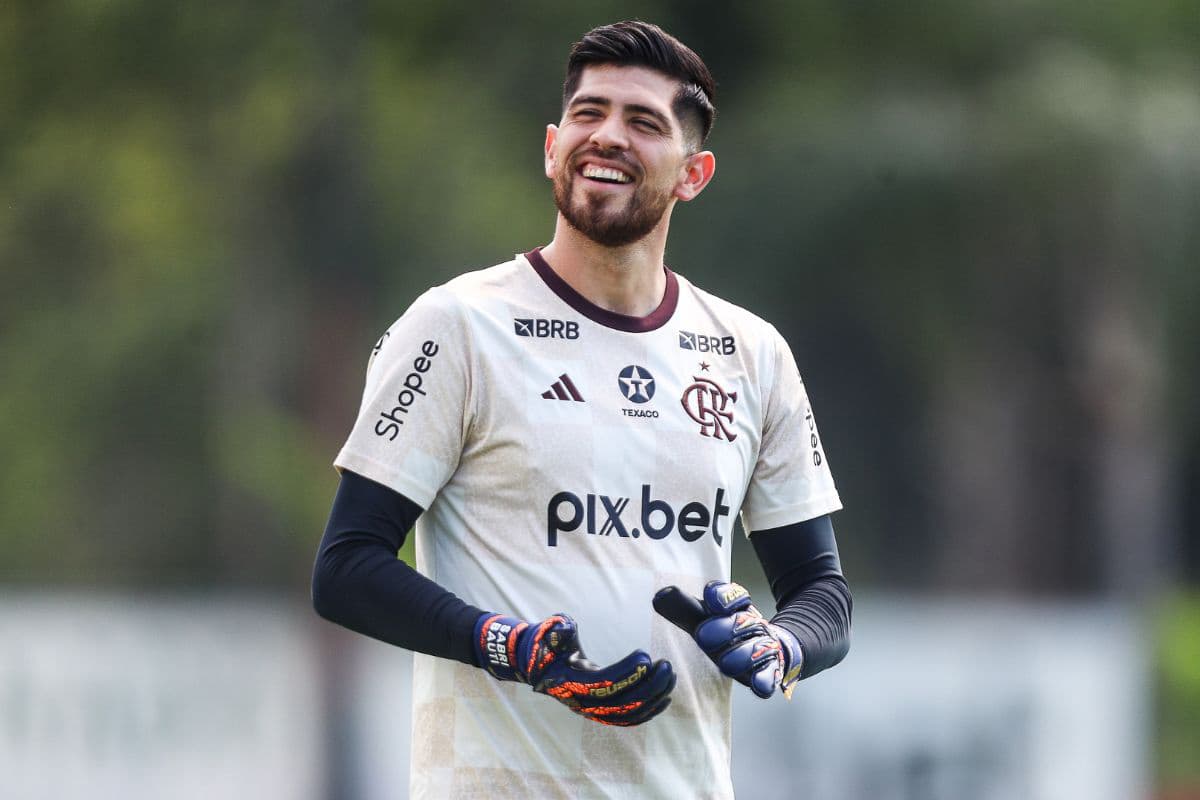 Rossi durante treinamento no CT Ninho do Urubu