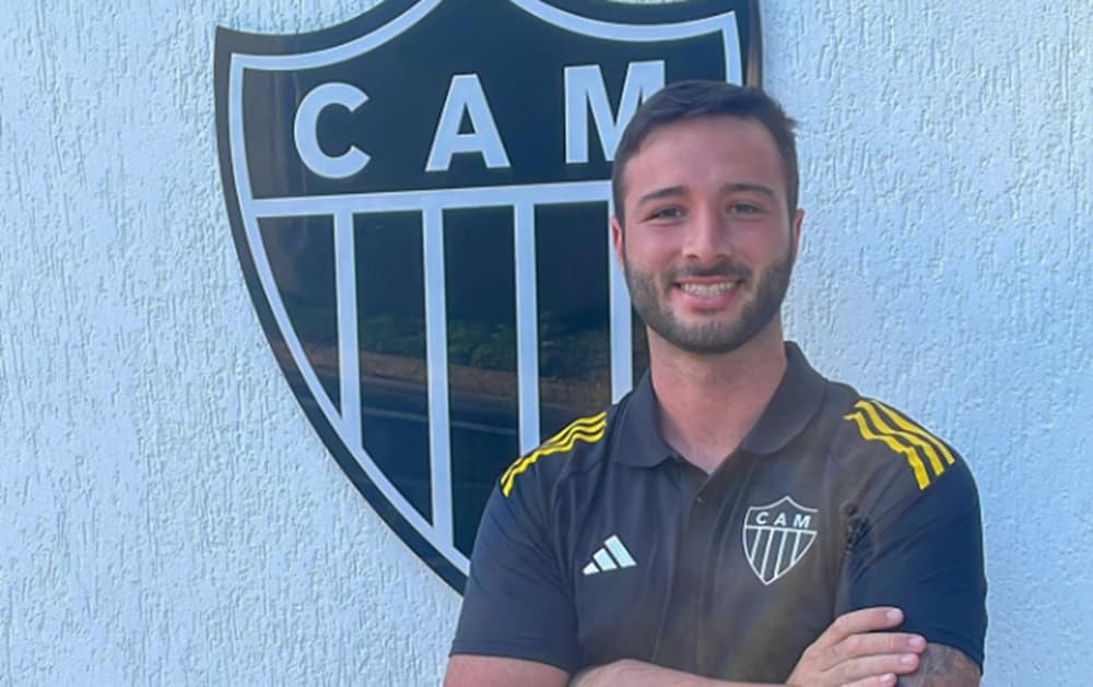 André Velloso ex-Flamengo acerta com Atlético-MG