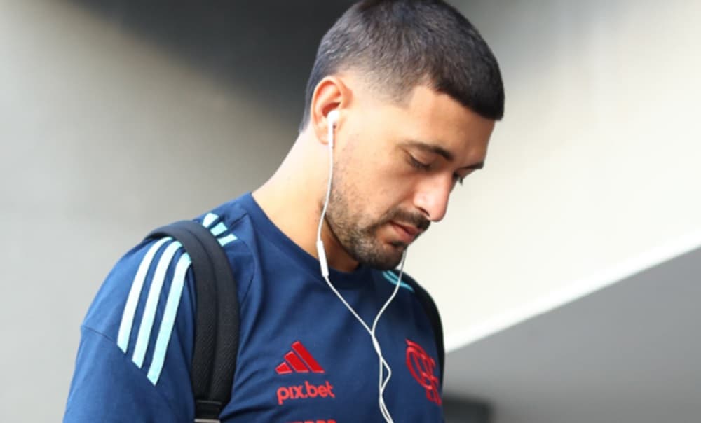 arrascaeta em pré jogo do flamengo