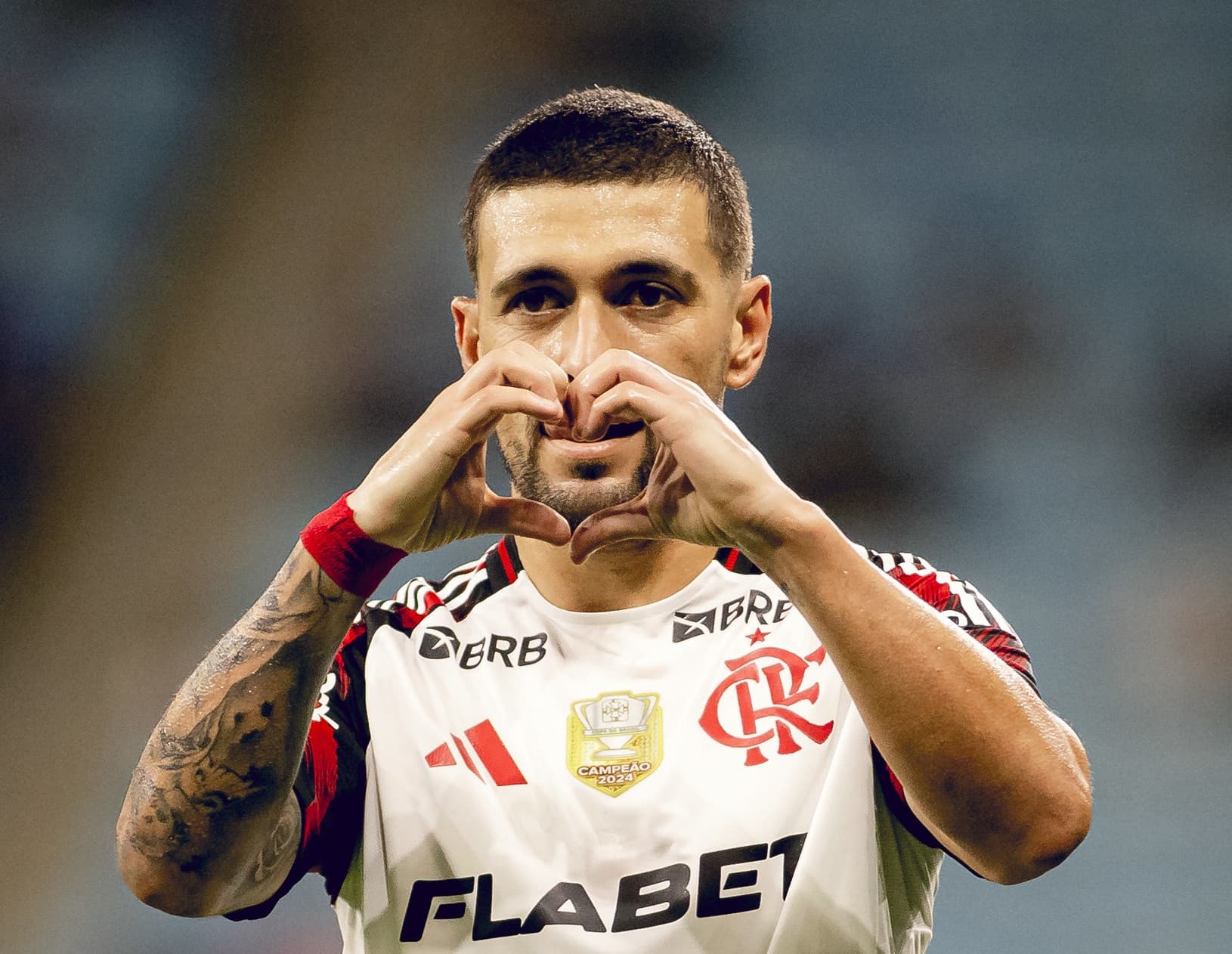 Arrasca comemora gol contra o Grêmio