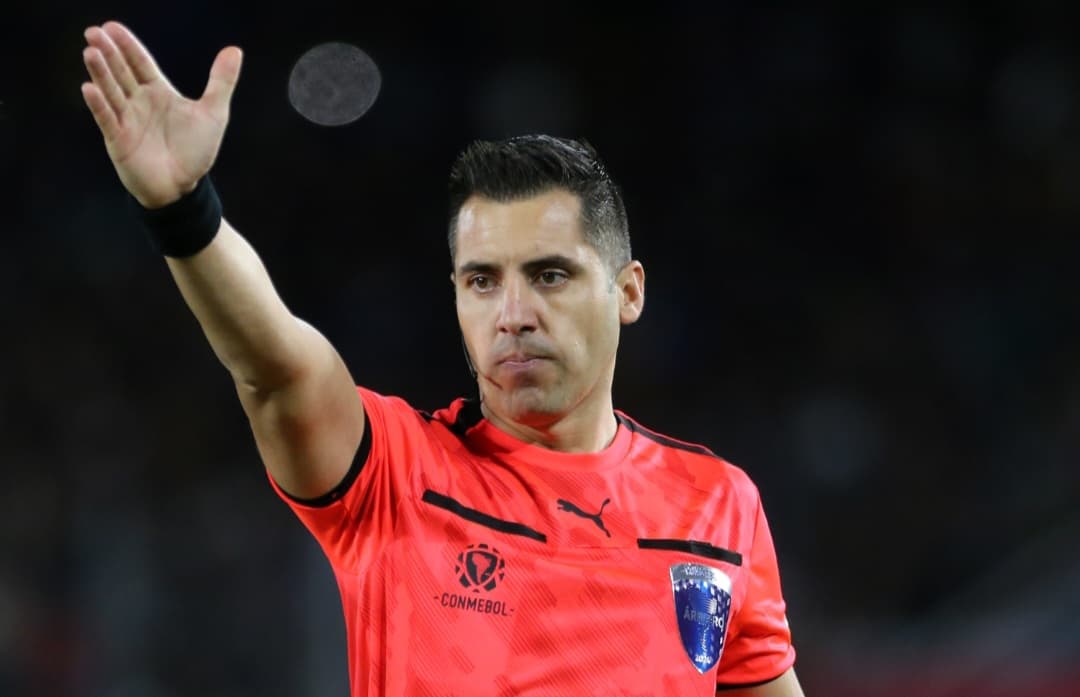 Cristian Garay, árbitro que apita jogo do Flamengo