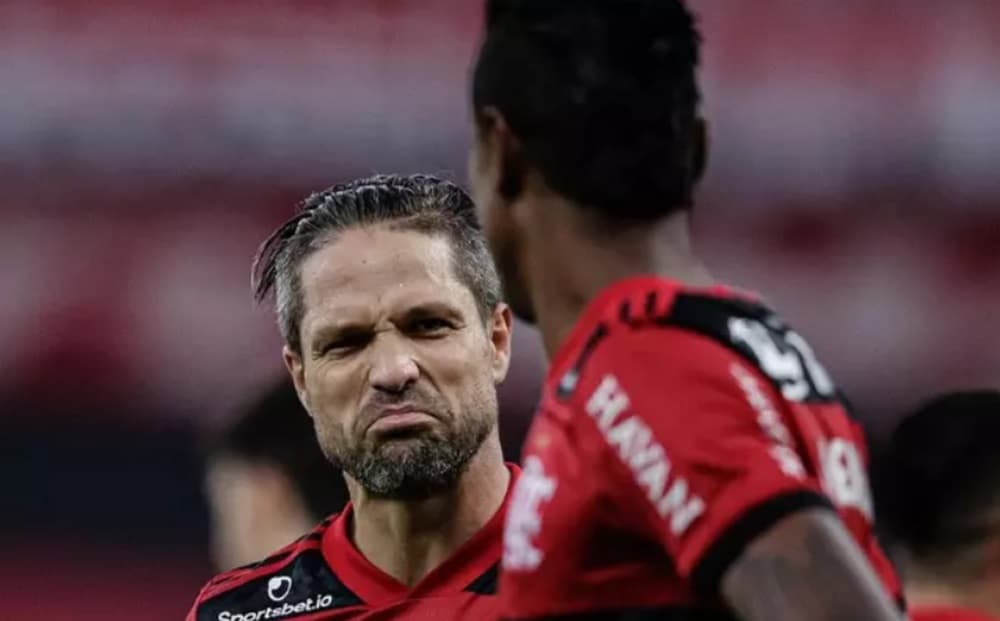 diego ribas e bruno henrique pelo flamengo