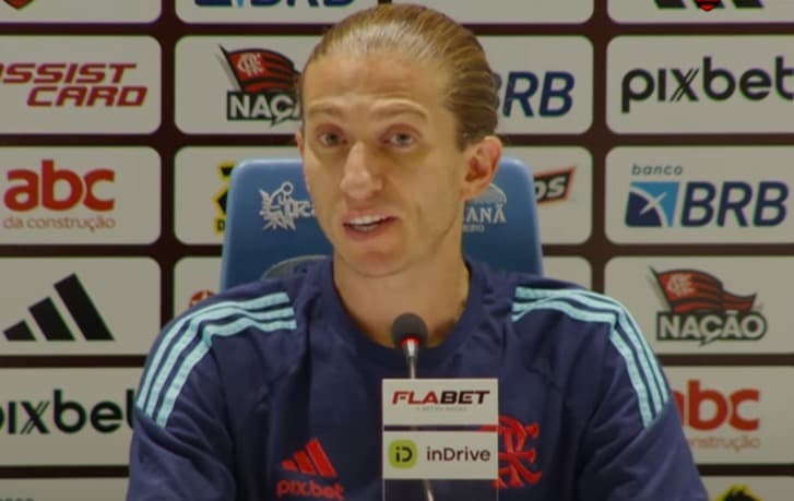Filipe Luís coletiva Vasco x Flamengo