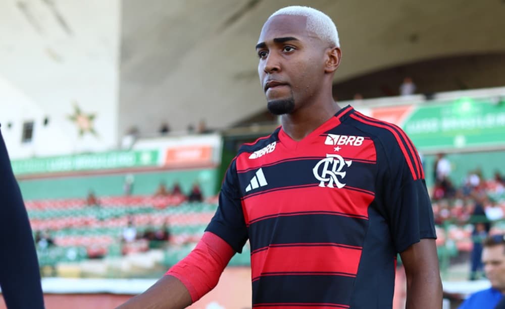 lorran em jogo do flamengo no luso brasileiro