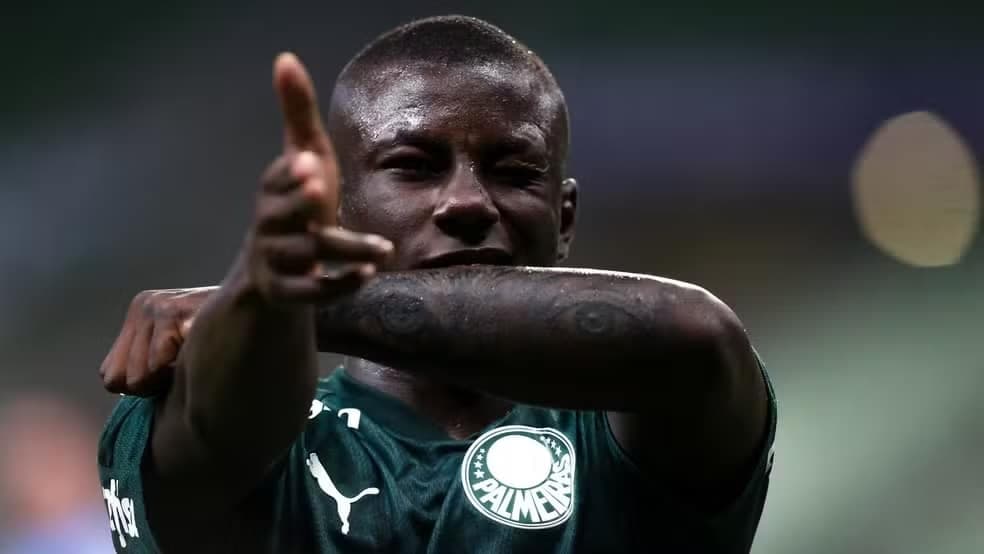 marino hinestroza está na mira do flamengo