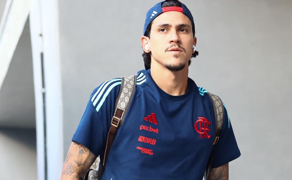 pedro em pré jogo do flamengo