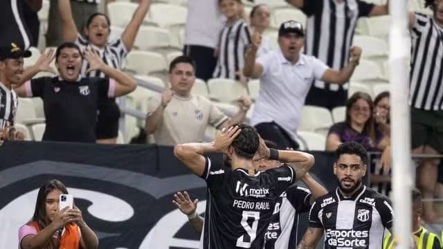 Ceará x Vasco gol Pedro Raul