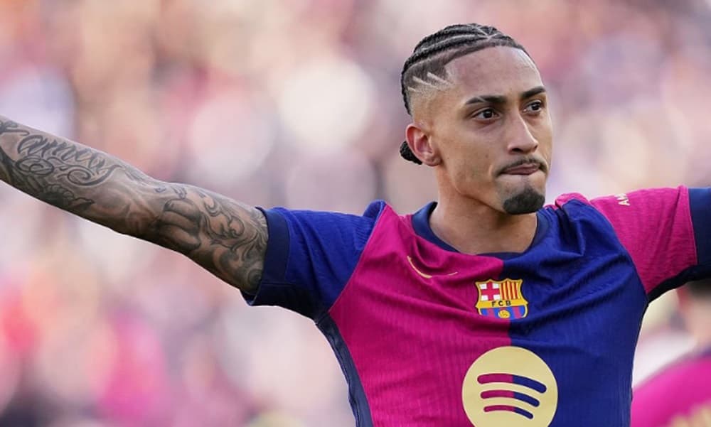 raphinha em jogo do barcelona
