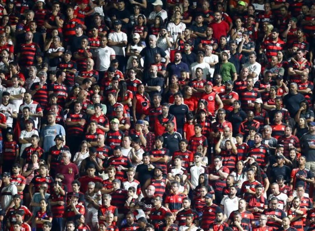 Torcida do Flamengo lotando estádio