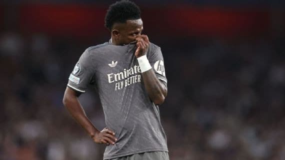 Vinicius Jr. durante jogo entre Real Madrid e Arsenal, pela Champions