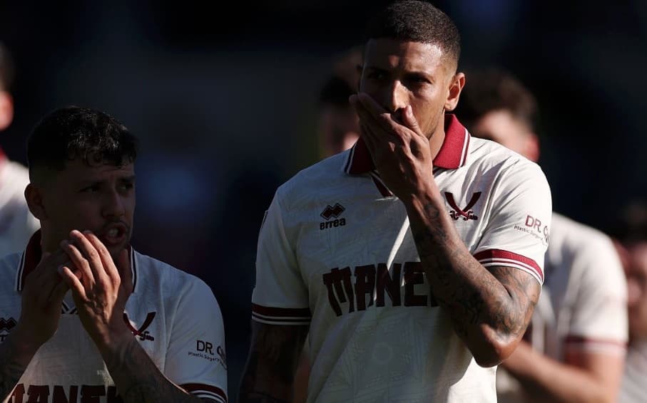 vinicius souza ex-flamengo na inglaterra