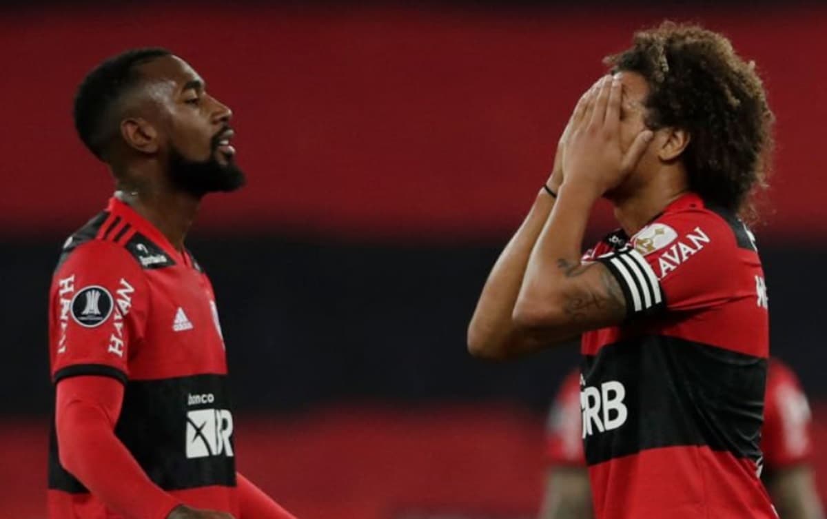 willian arão em jogo do flamengo com gerson