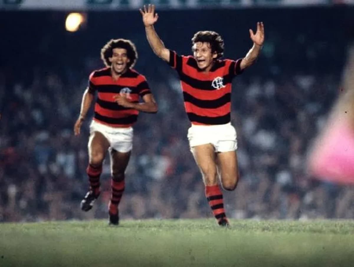 Flamengo celebra gol sobre o Botafogo-PB