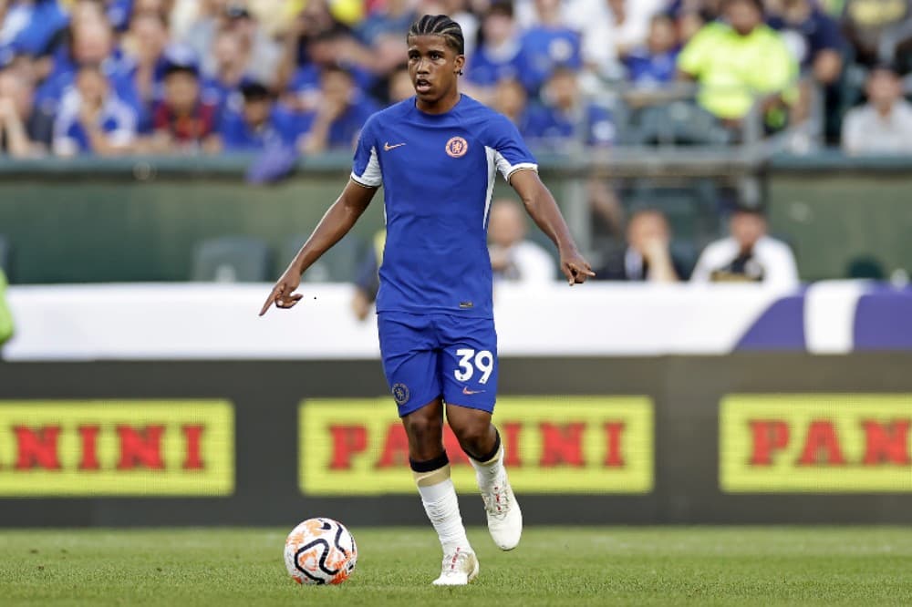 Andrey Santos #39 do Chelsea em ação durante um amistoso de pré-temporada contra o Brighton & Hove Albion em 22 de julho de 2023 na Filadélfia, Pensilvânia.