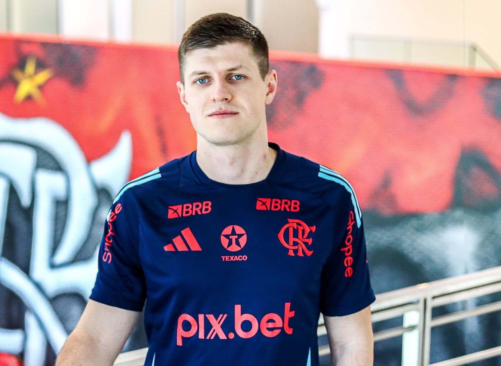 Andrii Fedchenkov no Ninho do Urubu