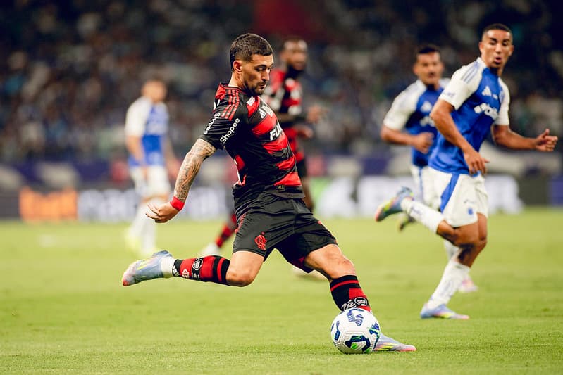 CRUZEIRO X FLAMENGO - CAMPEONATO BRASILEIRO - ESTÁDIO MINEIRÃO - 04-05-2025