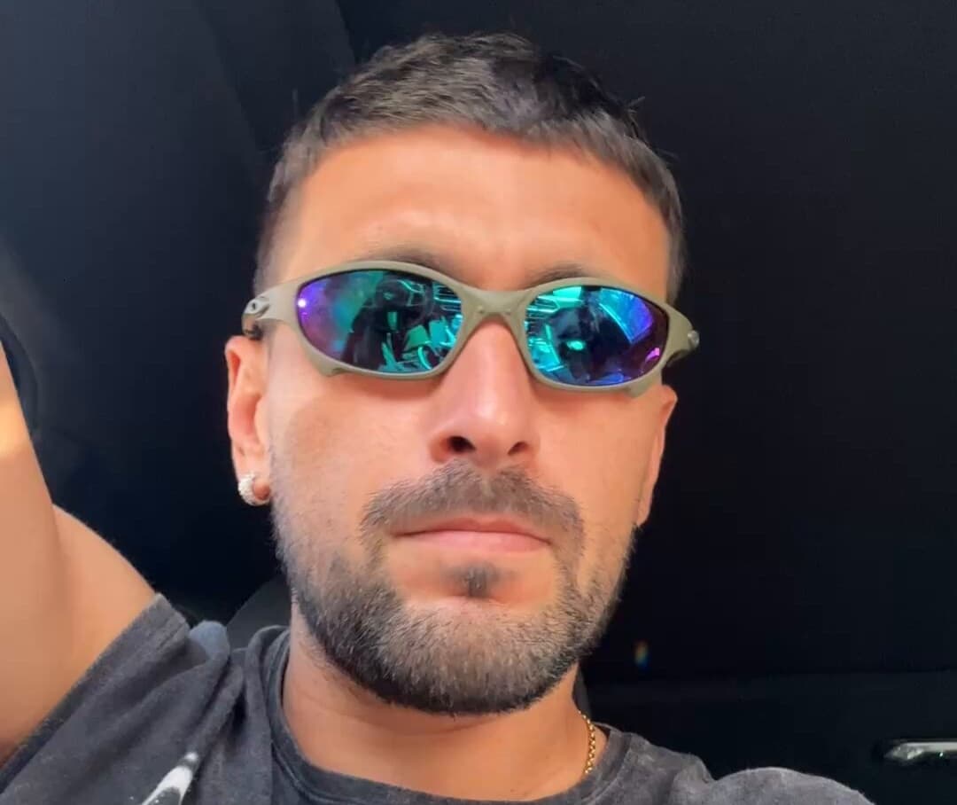 Arrascaeta se mostra carioca em vídeo de juliet