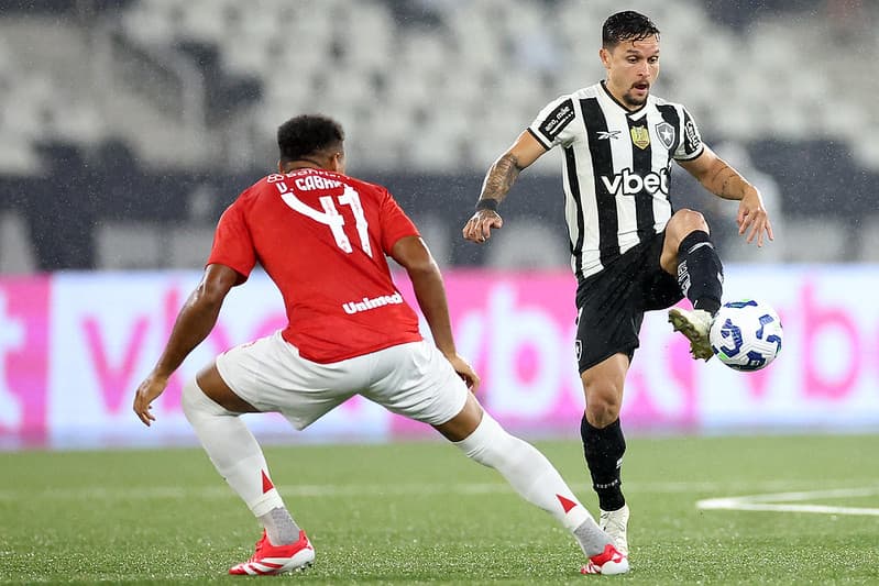 Botafogo x Internacional pelo Campeonato Brasileiro