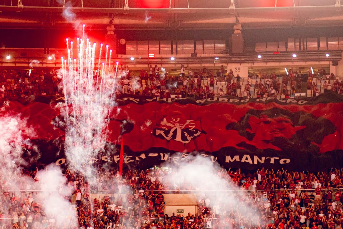 Nação faz a festa no Maracanã para Flamengo x Bahia
