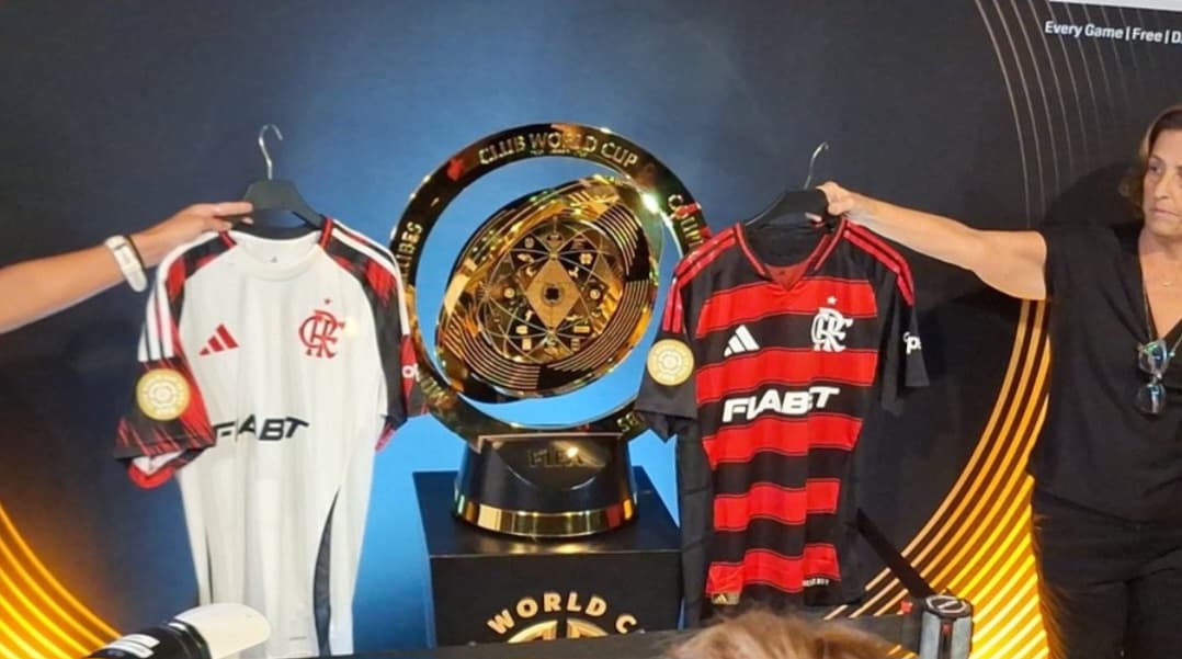 Camisa Flamengo patch mundial de clubes 2025