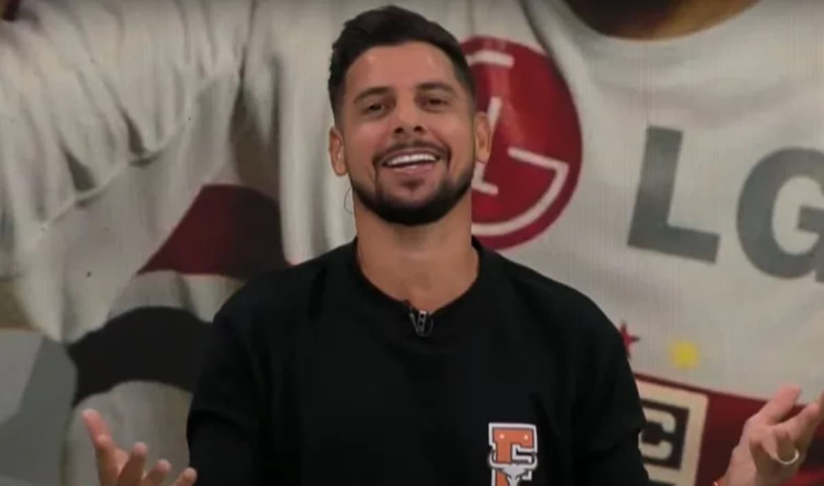 cicinho fala sobre flamengo na libertadores