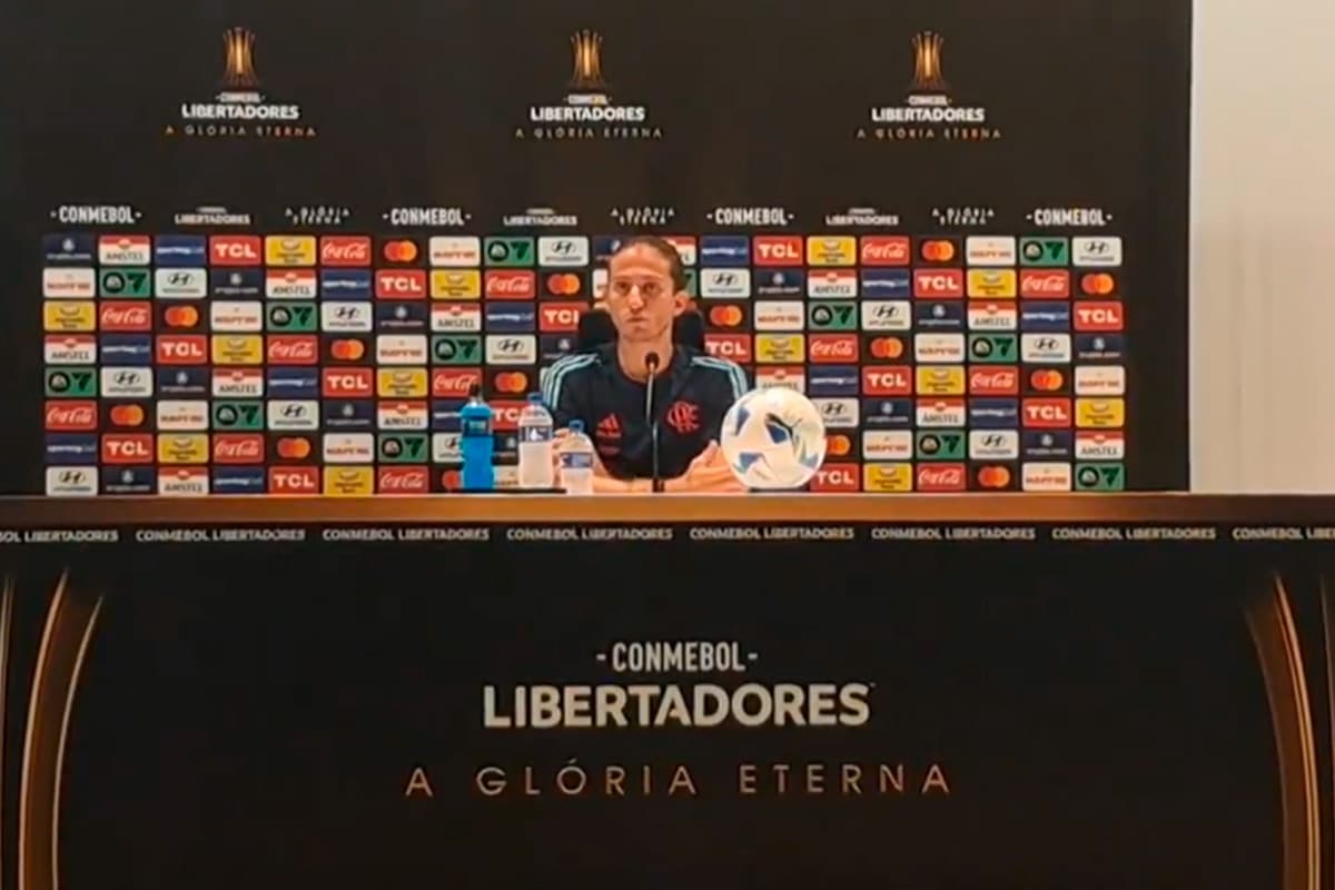 Filipe Luís em coletiva pós-jogo no Maracanã