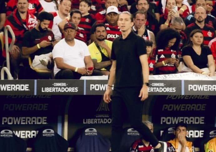 Filipe Luís durante Flamengo x LDU