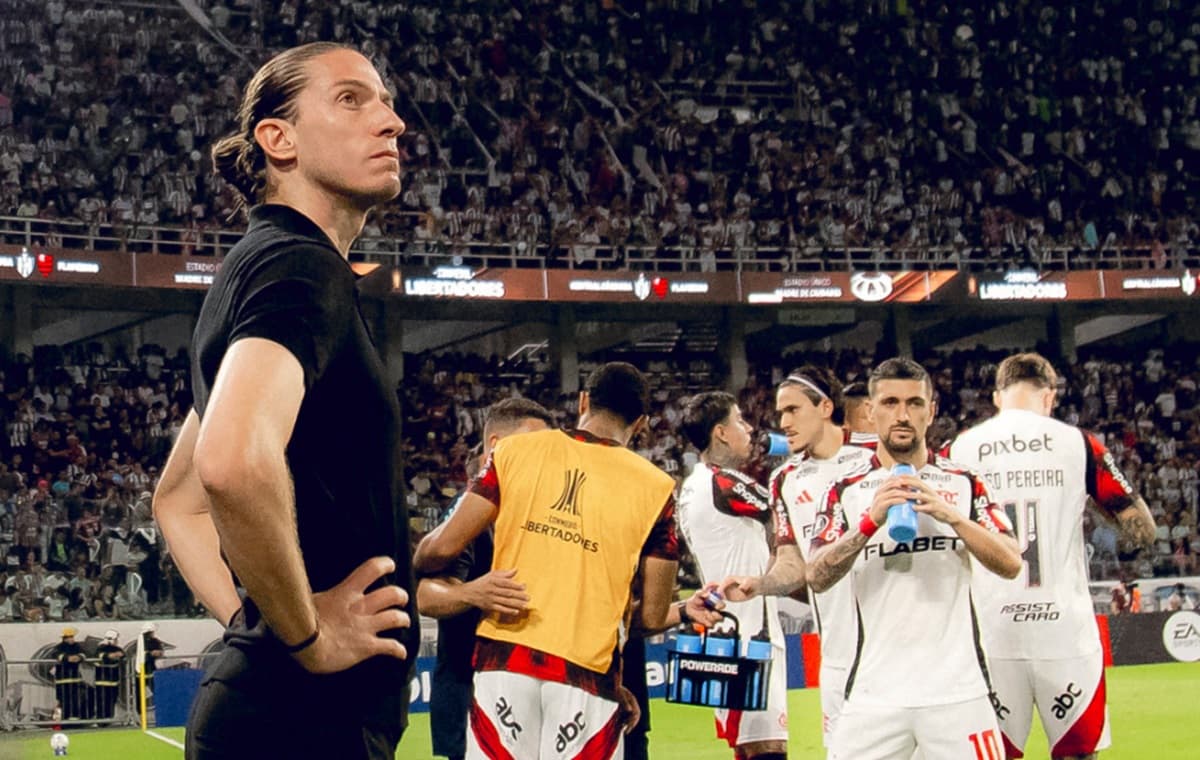 filipe luís em central cordoba x flamengo