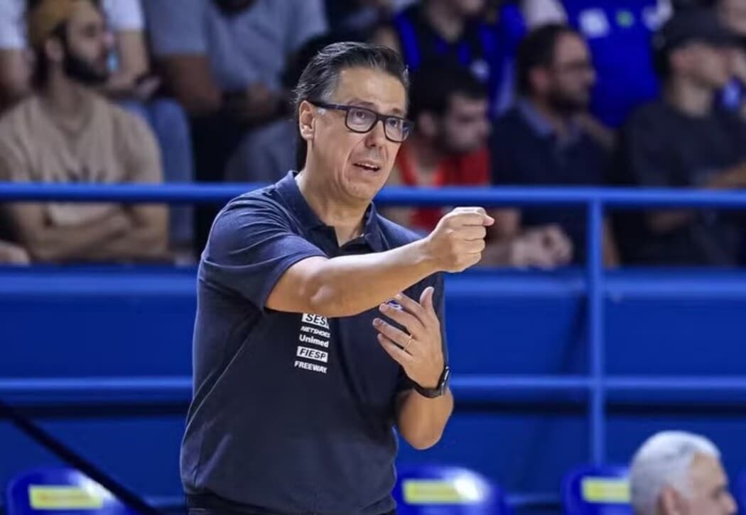 Helinho Franca x Flamengo semifinal NBB