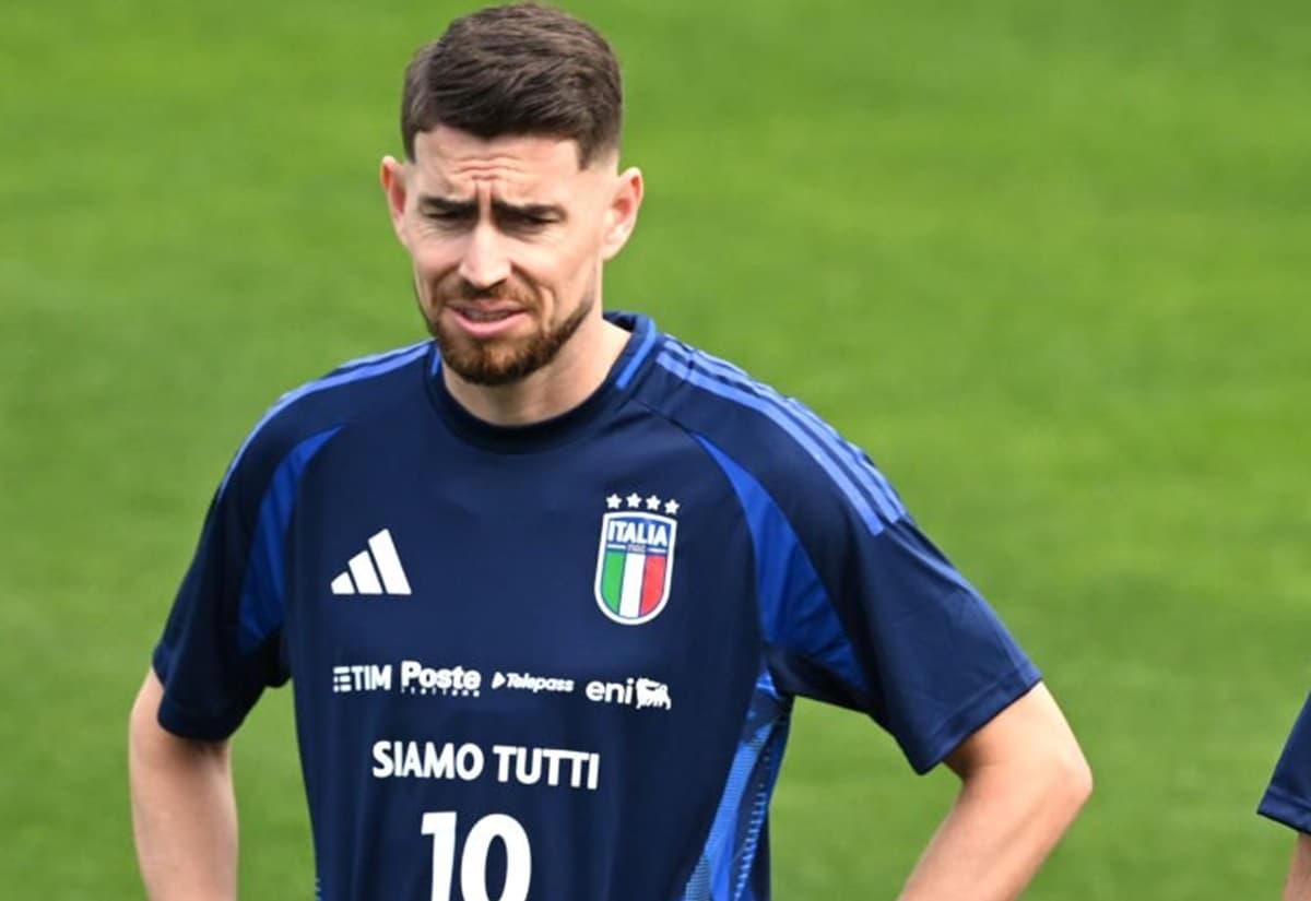 jorginho perto do flamengo em jogo da itália