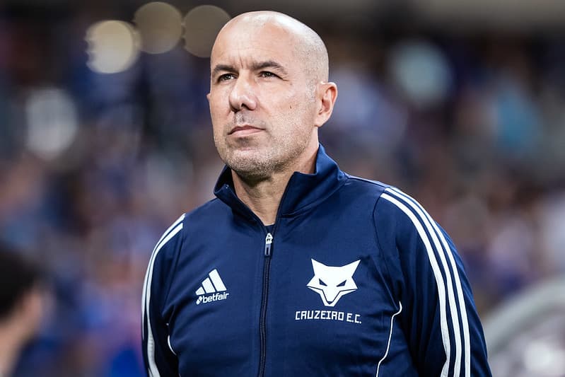 Cruzeiro x Vila Nova-GO, no Mineirão.