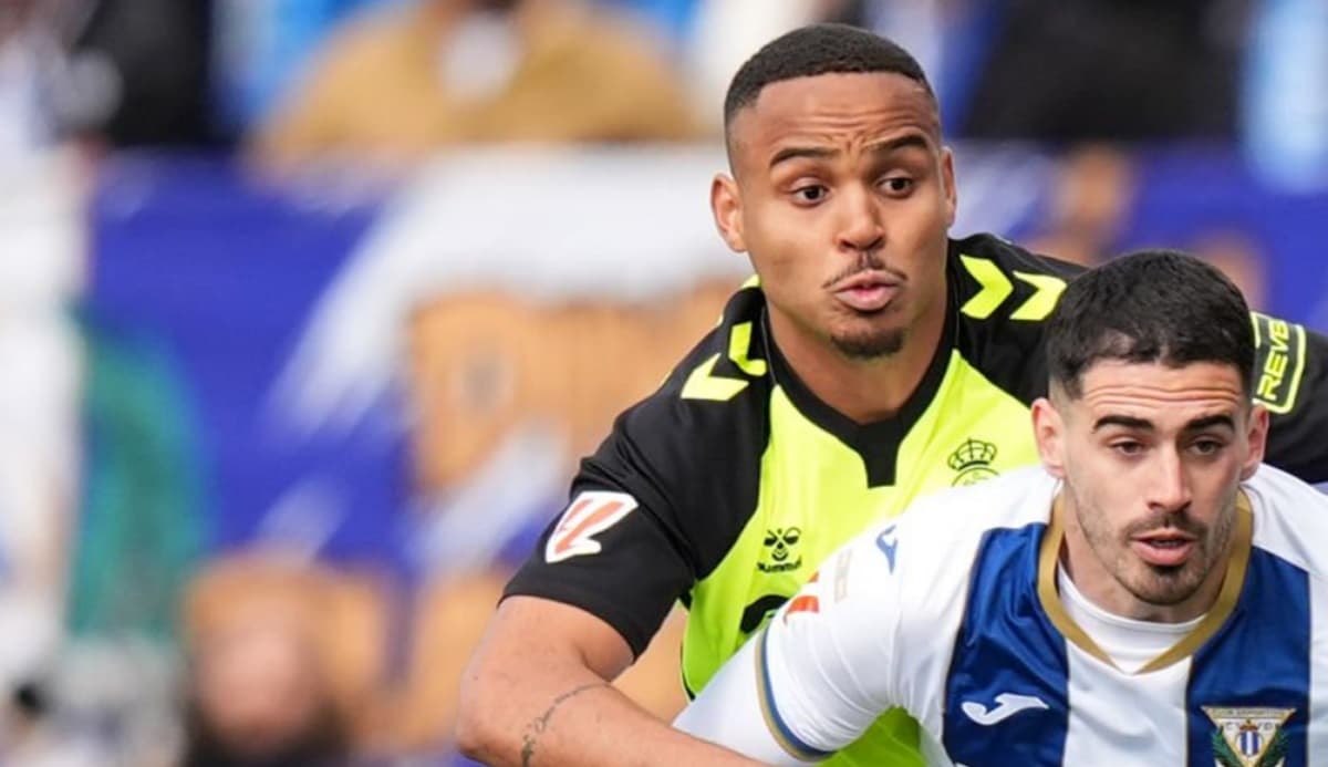 natan em jogo do real betis